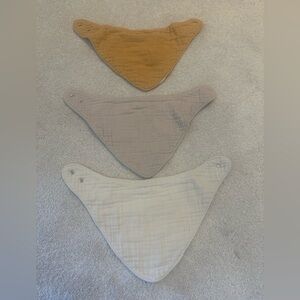 Cloud Island Bandana Bib Set